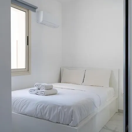 Апартаменты Rosemont - Stylish W Balcony In *