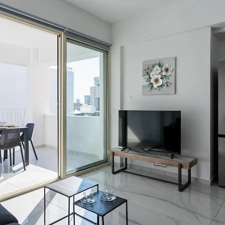 公寓 Rosemont - Stylish W Balcony In